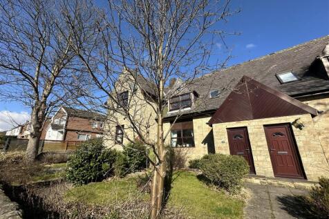 2 Saville Court 3.jpg