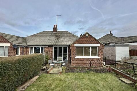 Bramleys Estate Agents - Cornmill Crescent (24.).j