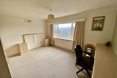 Bramleys Estate Agents - 67 West Royd Avenue - Mir