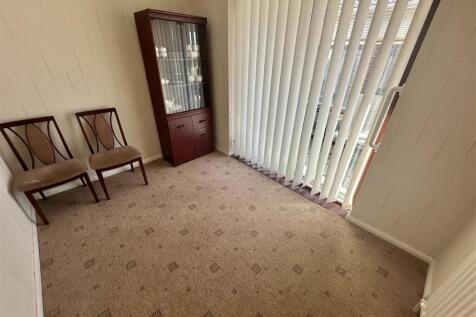 Bramleys Estate Agents - Milton Drive - Liversedge