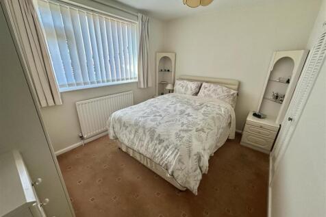 Bramleys Estate Agents - Milton Drive - Liversedge