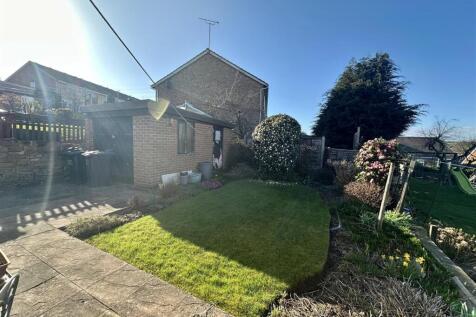 Bramleys Estate Agents - Milton Drive - Liversedge