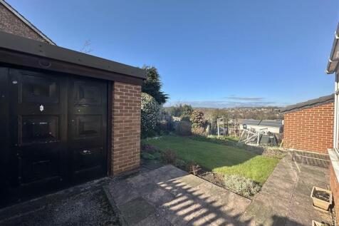 Bramleys Estate Agents - Milton Drive - Liversedge