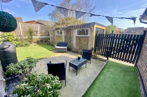 Bramleys Estate Agents - Fairfield Drive - Mirfiel