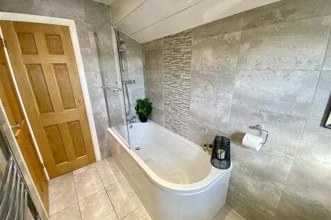 Bramleys Estate Agents - Fairfield Drive - Mirfiel