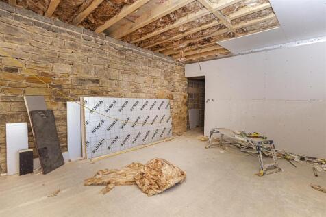Bramleys Estate Agents - Dewsbury - Renovation Pro