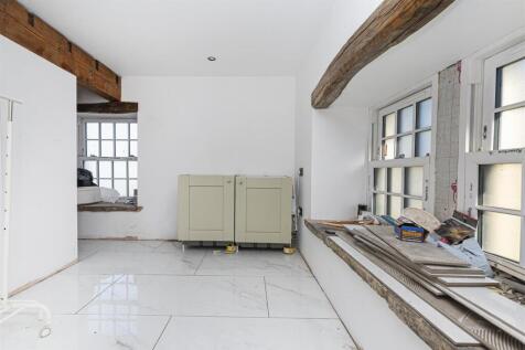 Bramleys Estate Agents - Dewsbury - Renovation Pro