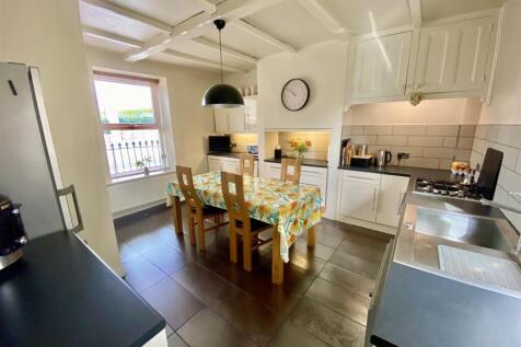 Bramleys Estate Agents - Station Road - Mirfield (