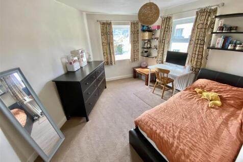 Bramleys Estate Agents - Station Road - Mirfield (