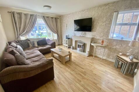 Bramleys Estate Agents - Fernhurst Close - Mirfiel
