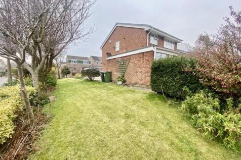 Bramleys Estate Agents - Fernhurst Close - Mirfiel