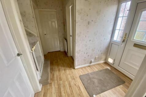 Bramleys Estate Agents - Fernhurst Close - Mirfiel