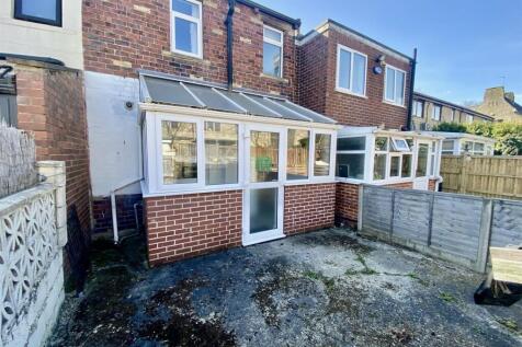 Bramleys Estate Agents - Lee Green - Mirfield (12)