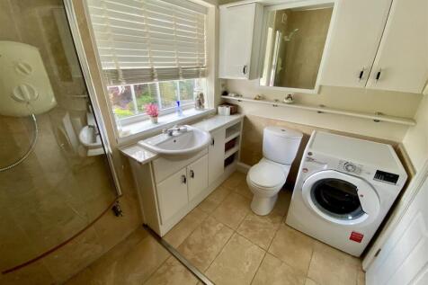 bathroom3.jpeg