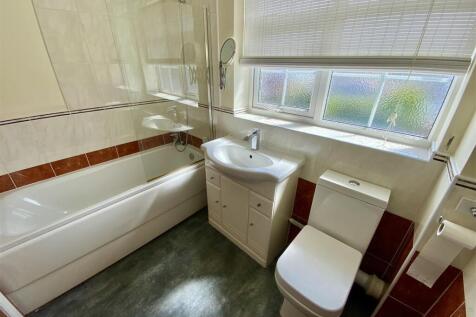 bathroom4.jpeg