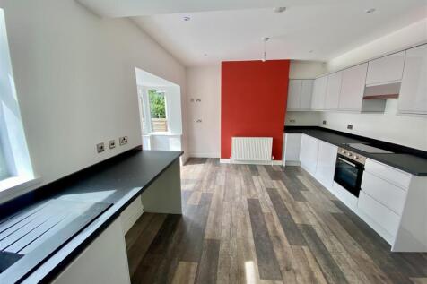 Bramleys Estate Agents - Kitson Hill Road - Mirfie