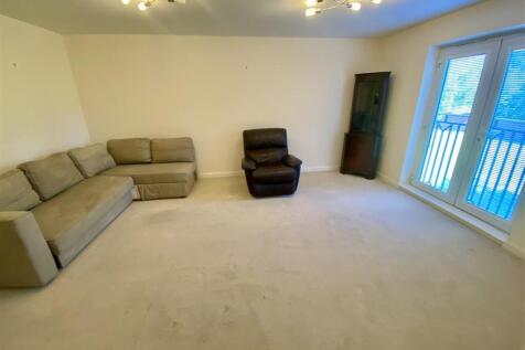 Bramleys Estate Agents - Marmaville Court - Mirfie