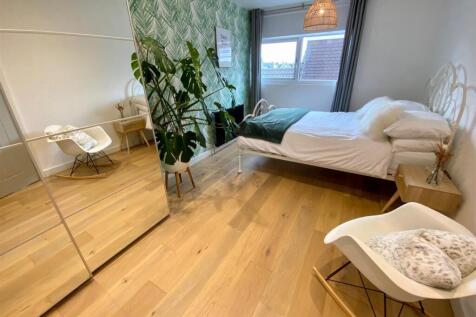 priory way 78 bed 2.jpg