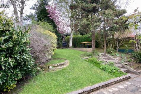 priory way 78 garden 2.jpg