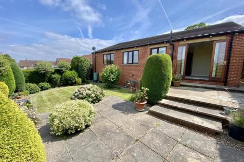 Bramleys Estate Agents - Hopton Lane - Mirfield (9
