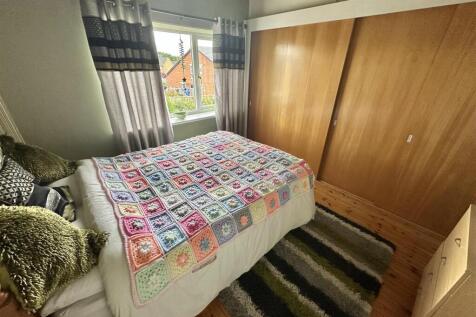 Bramleys Estate Agents - Curwen Cresent - Heckmond