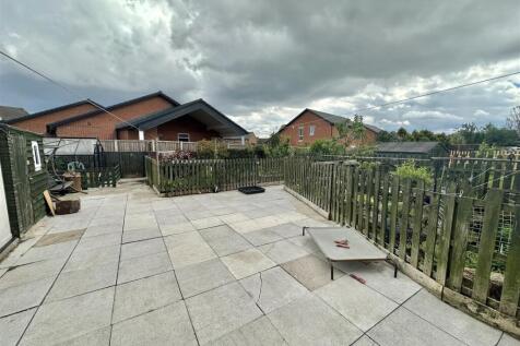 Bramleys Estate Agents - Curwen Cresent - Heckmond