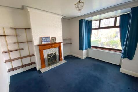 Bramleys Estate Agents - Trenton Road - Batley (2)
