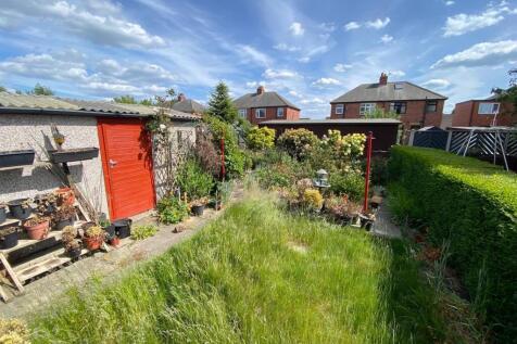 Bramleys Estate Agents - Trenton Road - Batley (16