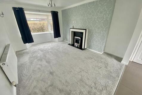 Bramleys Estate Agents - Cross Road - Mirfield (9)
