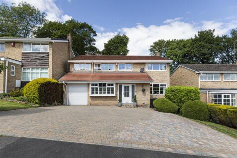 Bramleys Estate Agents - Cheviot Way - Mirfield (6