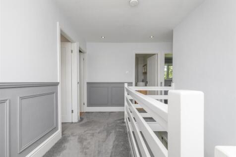 Bramleys Estate Agents - Cheviot Way - Mirfield (2