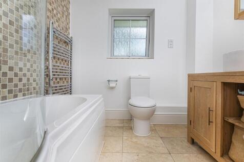 Bramleys Estate Agents - Cheviot Way - Mirfield (5
