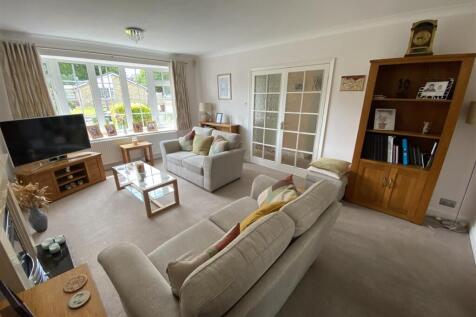 Bramleys Estate Agents - Overhall Park - Mirfield 
