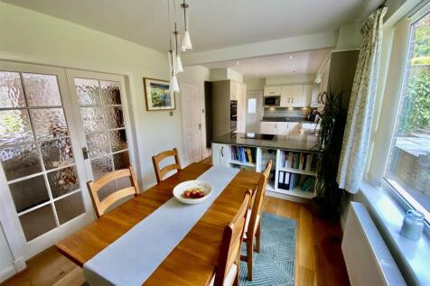 Bramleys Estate Agents - Overhall Park - Mirfield 