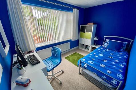 Bramleys Estate Agents - Overhall Park - Mirfield 