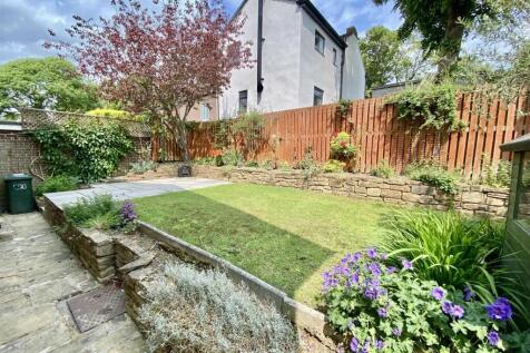 Bramleys Estate Agents - Overhall Park - Mirfield 