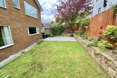Bramleys Estate Agents - Overhall Park - Mirfield 