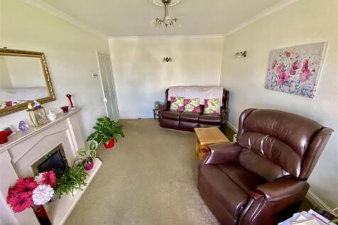 Bramleys Estate Agents - Lady Heton Drive - Mirfie