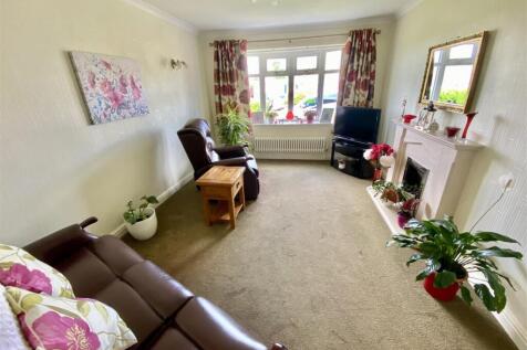 Bramleys Estate Agents - Lady Heton Drive - Mirfie