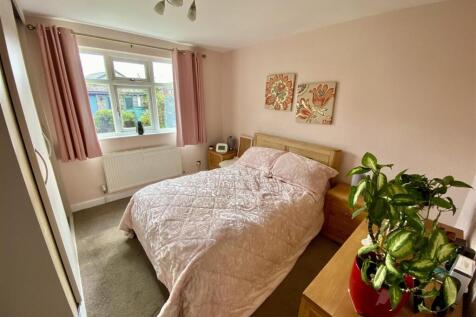 Bramleys Estate Agents - Lady Heton Drive - Mirfie