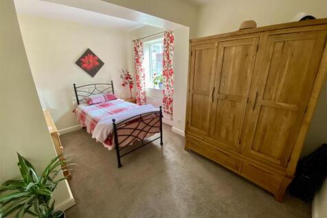 Bramleys Estate Agents - Lady Heton Drive - Mirfie