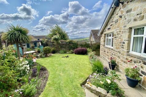Bramleys Estate Agents - Lady Heton Drive - Mirfie