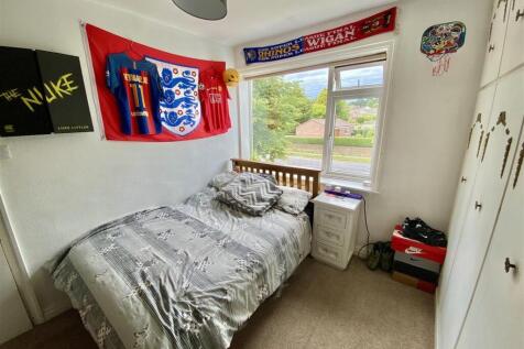 Bramleys Estate Agents - Huddersfield Road - Mirfi