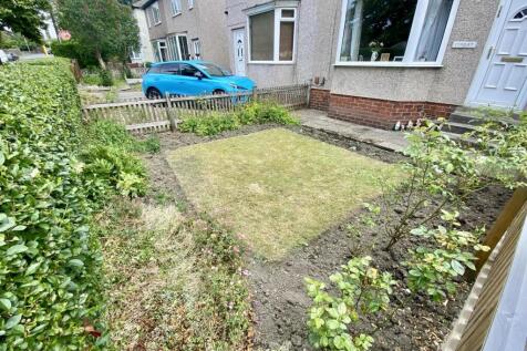 Bramleys Estate Agents - Huddersfield Road - Mirfi