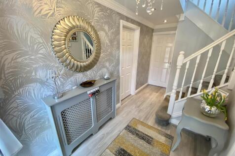 Bramleys Estate Agents - Oakfield Drive - Mirfield