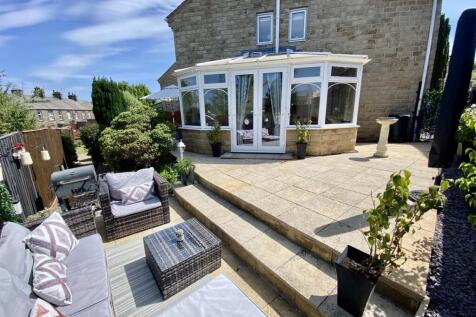 Bramleys Estate Agents - Oakfield Drive - Mirfield