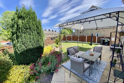 Bramleys Estate Agents - Oakfield Drive - Mirfield