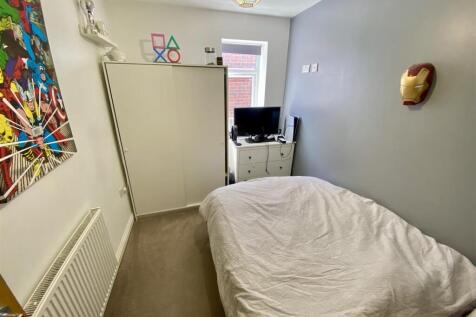 Bramleys Estate Agents - Savile Place - Mirfield (