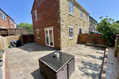 Bramleys Estate Agents - Savile Place - Mirfield (