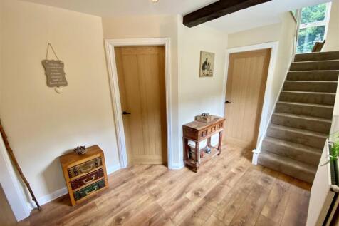 Bramleys Estate Agents - Sands Lane - Mirfield (6)